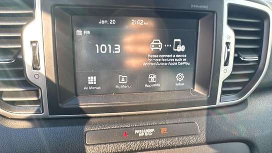 Kia sportage image 10