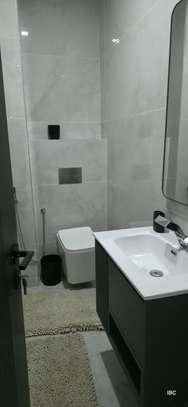 Appartements à vendre à Yoff image 12