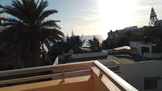 Appartement 3 chambres vide Ouakan cité africa école Mermoz image 4