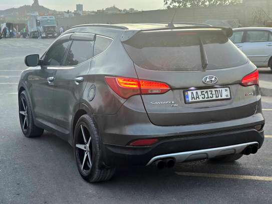 Hyundai Santa Fe image 2
