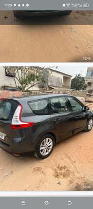 Renault Scenic 2010 image 2