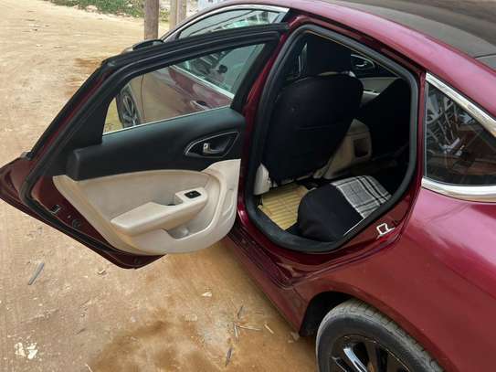 Chrysler C200 2015 image 8