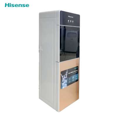 FONTAINE HISENSE NOIR AVEC FRIGO image 1