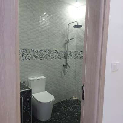 APPT F4 A LOUER NGOR ALMADIES image 7