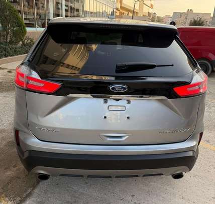 Ford Edge Titanium 2020 image 8
