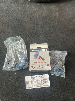 Support téléphone iPhone pour moto image 1