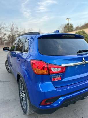Mitsubishi outlander image 12