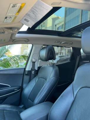 Hyundai SANTAFE image 10