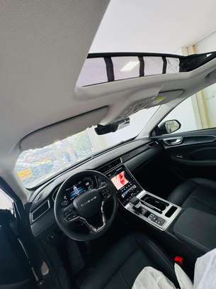 ROEWE RX5 PLUS véhicule chinois intélligent image 8