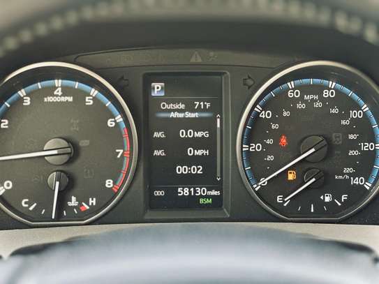 Toyota RAV 4 xle 2018 image 13