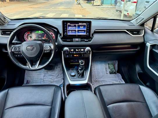 Toyota Raf4 2020 image 4