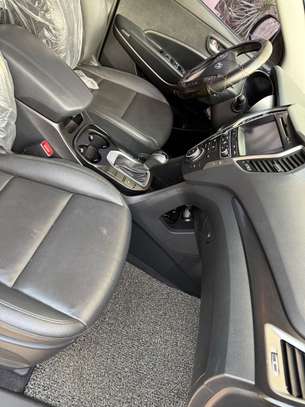 Hyundai santafe 2016 image 5