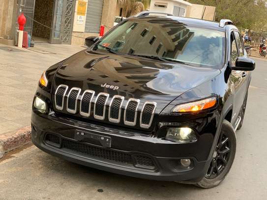 Jeep Cherokee image 2