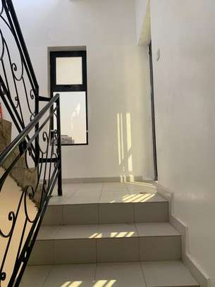 Appartement de 2ch a Sacre Coeur 3 VDN image 3