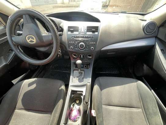 MAZDA 3 2012 image 4