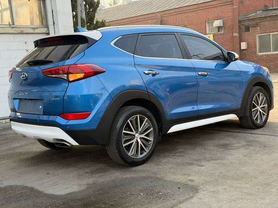 Hyundai Tucson 2017 1.7 Diesel (sous douane) image 8