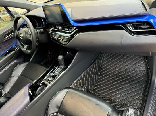 Toyota ch-r 2020 image 3