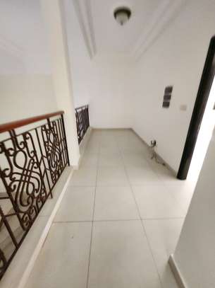 Duplex 4 chambres à louer à ngor image 11