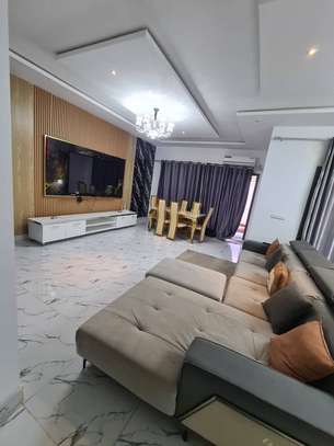 A louer Villa entièrement meublée de 03 chambres SALY JOSEPH image 1