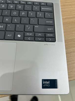 HP EliteBook 1040 G11 X360 - Intel Ultra 5  | 16GB RAM | 512 image 3