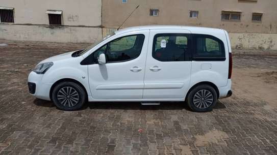 Peugeot partner 5 places Clim image 1