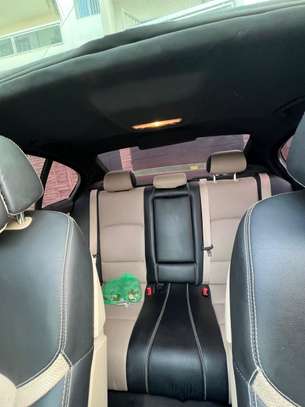 BMW SERIE 5 2012 image 8
