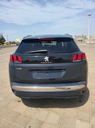 Peugeot 3008 2019 image 5