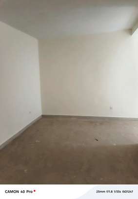 Appartements de type F3 à louer à Nord Foire image 2