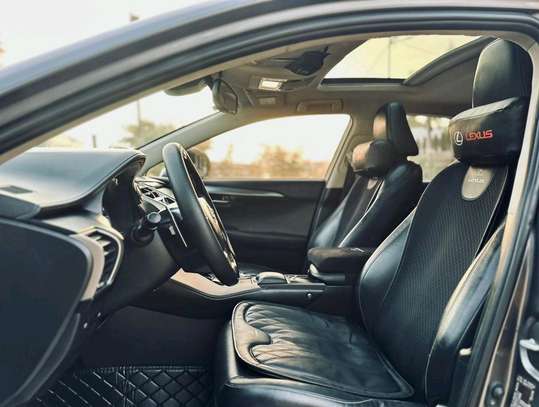 2020 Lexus NX 300H Hybrid image 9