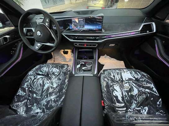 BMW X5 image 6