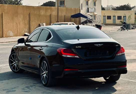 Hyundai Genesis 2018 image 8
