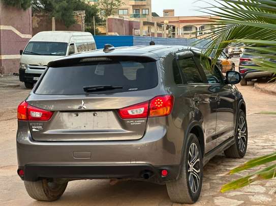 Mitsubishi outlander image 7