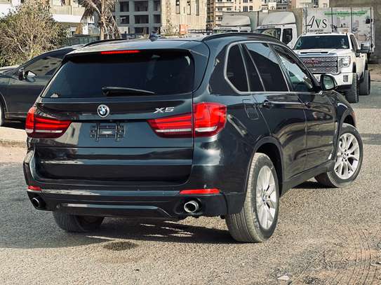 BMW X5 année 2016 image 2