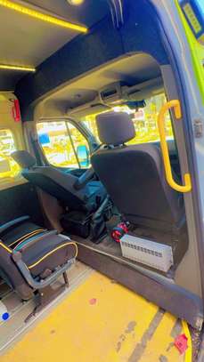 renault master 19 place image 6