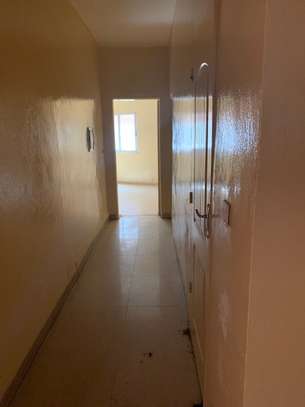 APPARTEMENT  f3/F4 à vendre à OUEST FOIRE image 1