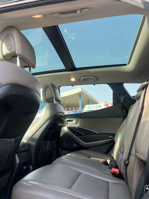 Hyundai Santa Fe image 9