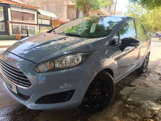 Ford Fiesta 2011 image 7