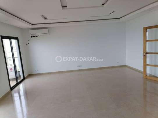 Standing appartement a louer aux almadie image 4
