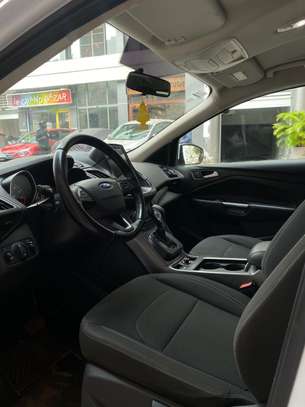 Location Ford Escape 2018 image 8
