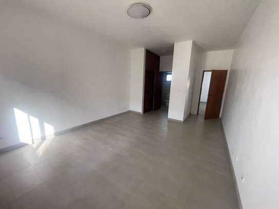 Appartement à Louer à Mermoz image 8