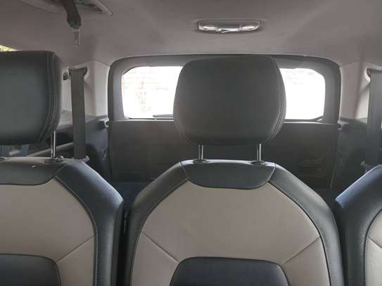 Citroen C4 Picasso 2016 image 9