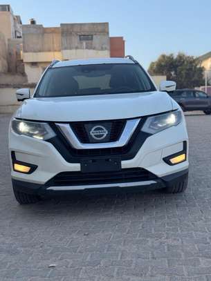 Nissan rogue 2017 image 1