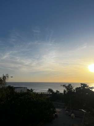 Appartement F4 à louer aux almadies image 1