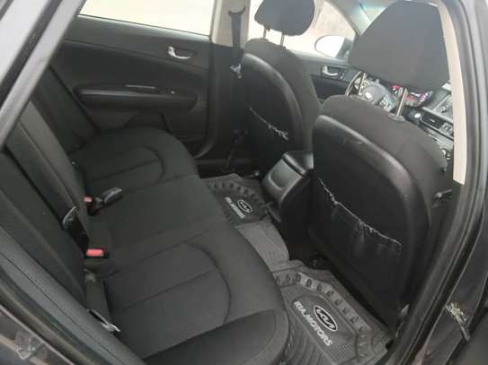 Kia Optima 2017 image 10