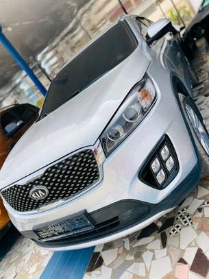 Kia sorento 2017 image 2