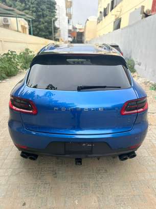 Porsche Maccan image 2