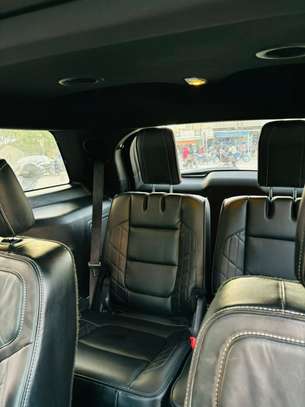 Ford Explorer Limited 2017 image 9