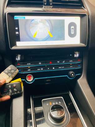 Jaguar f-pace venat Anne 2018 full options image 7