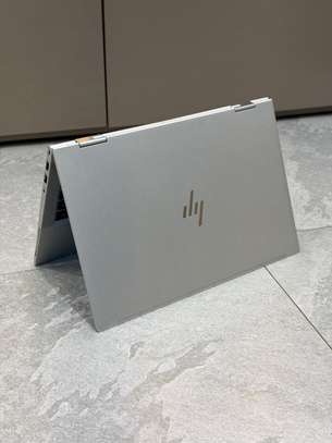 HP EliteBook x360 830 G8* 11em génération image 2