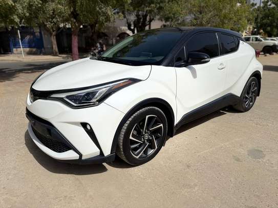TOYOTA C-HR ANNÉE 2020 image 1